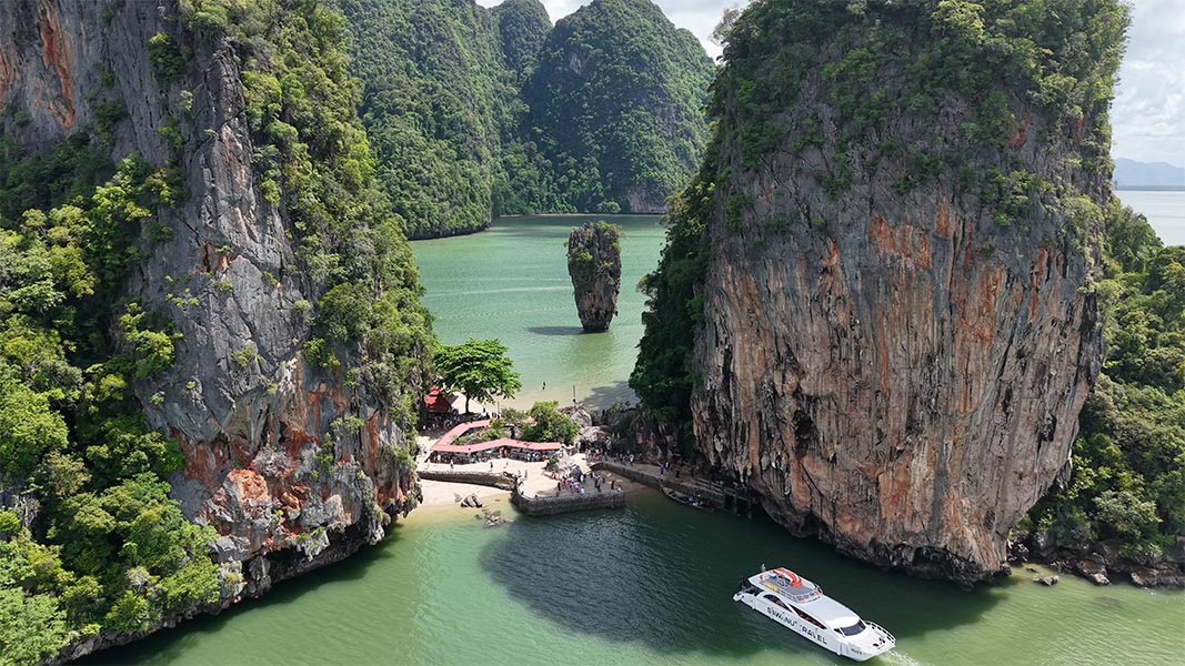 James Bond island